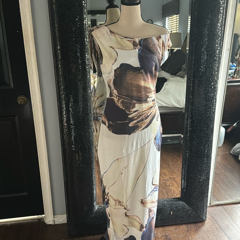 Asymmetrical printed off the shoulder slim long dress, beautiful!! - Picture 3 of 4